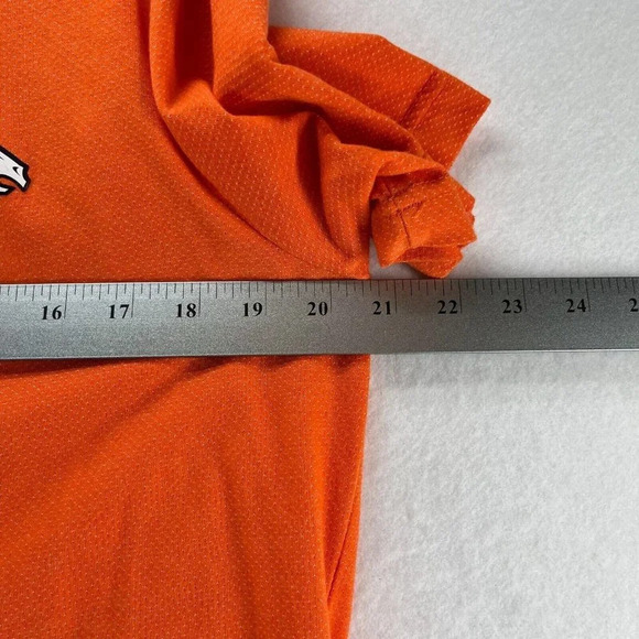 NFL MSX by Michael Strahan T-Shirt Mens Size M Denver Broncos Football Orange - Picture 10 of 11